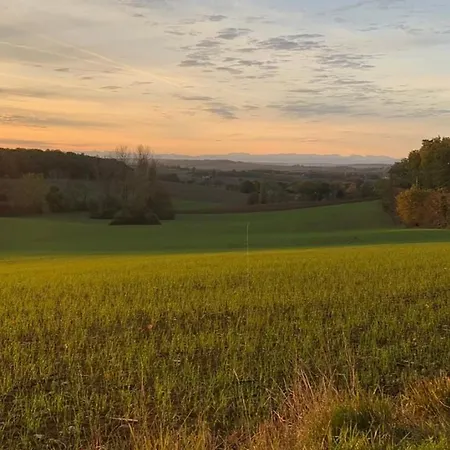Le Buscagneau Feriehus *