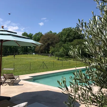 Le Buscagneau Feriehus