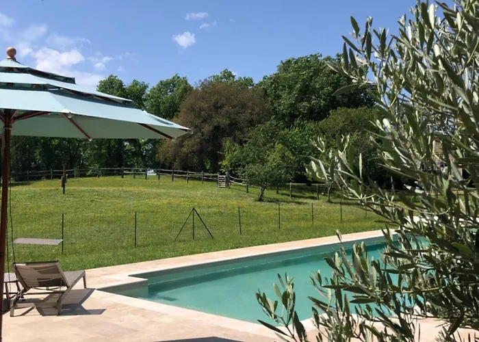 Le Buscagneau Tatil Evi